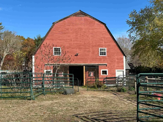 $489,900 | 1 Lee Hook Road, Newmarket, NH 03857