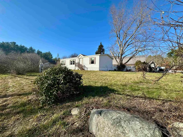 $489,900 | 1 Lee Hook Road, Newmarket, NH 03857