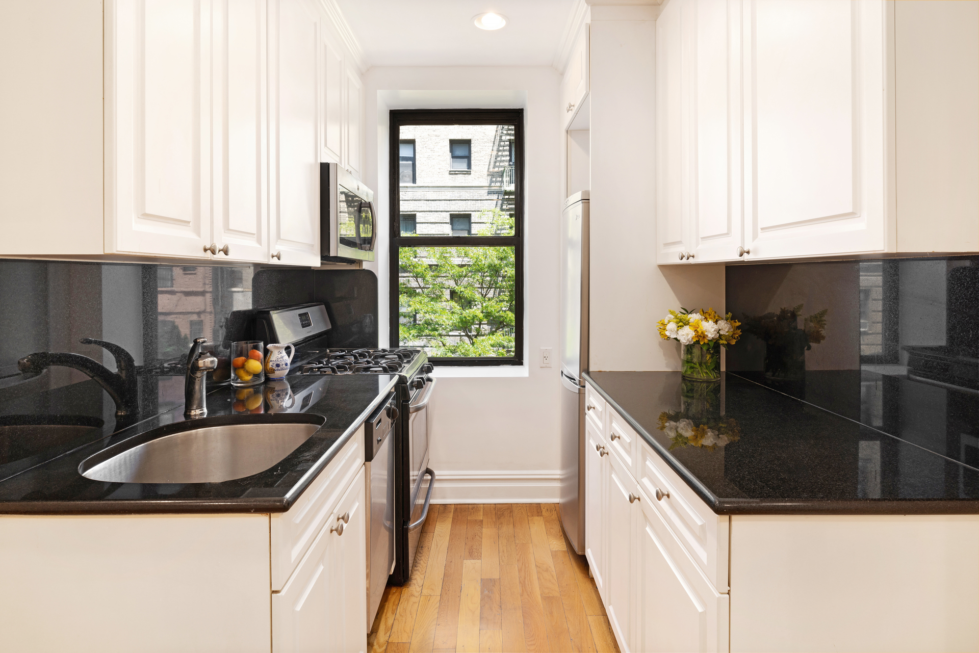807 Riverside Drive, Unit 1I Manhattan, NY 10032 - Photo 5 of 7