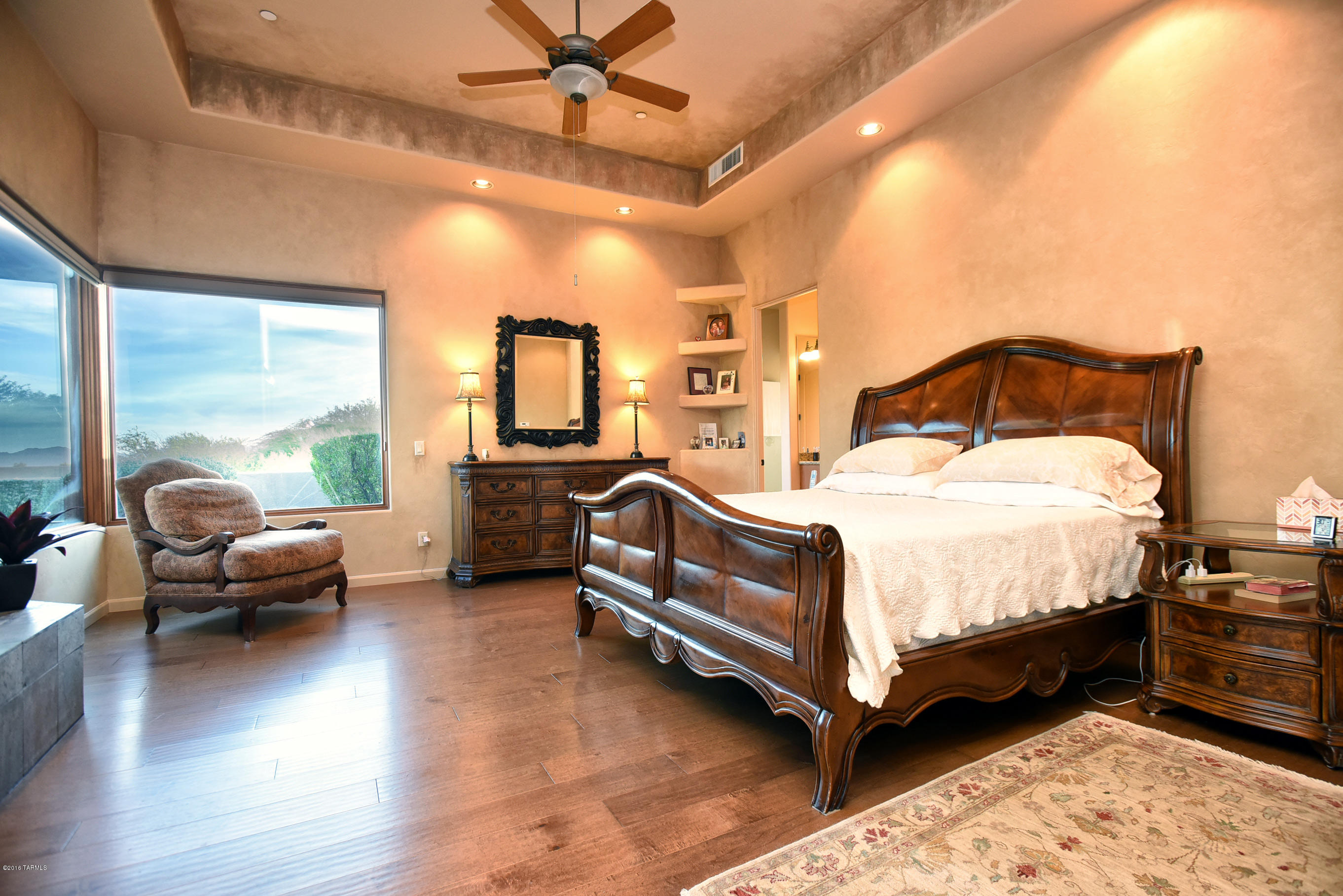 725 West Rim View Place Oro Valley, AZ 85755 - Photo 11 of 38 Gallery Image 11