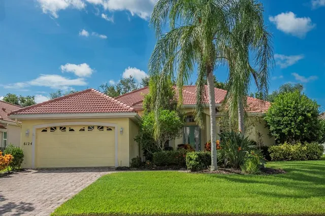 $675,000 | 6124 Stillwater Court, Bradenton, FL 34201