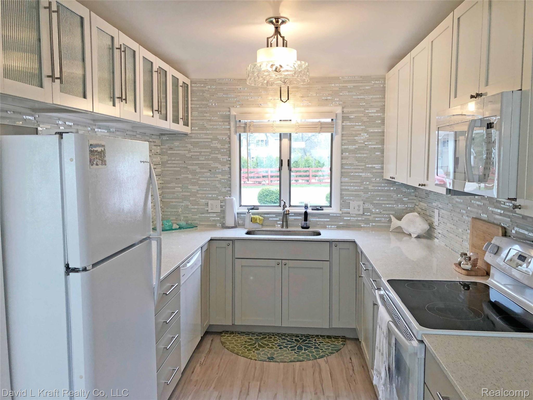 5642 Port Austin Road Caseville, MI 48725 - Photo 9 of 15 5642PA6.jpg