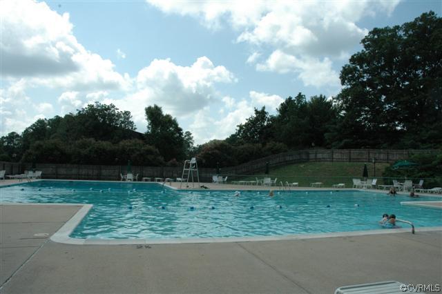 1502 Largo Road, Unit 201 Henrico, VA 23238 - Photo 7 of 9 Gallery Image 7
