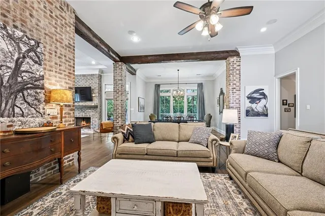 $995,000 | 668 Millikens Bend, Covington, LA 70433