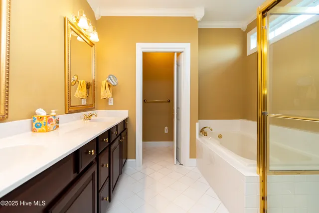 $999,000 | 123 Nautical Lane, Currituck, NC 27929