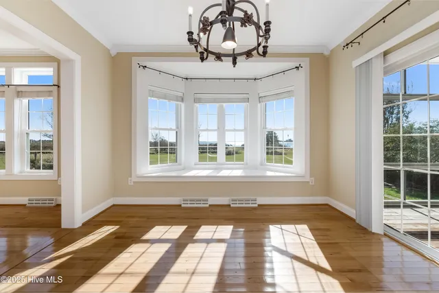 $999,000 | 123 Nautical Lane, Currituck, NC 27929