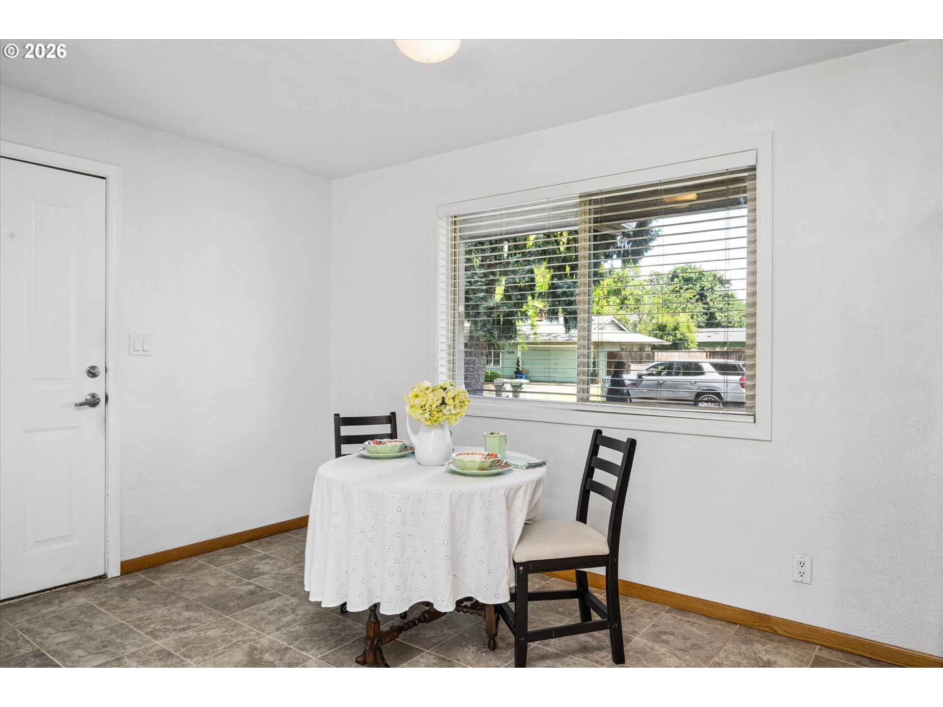 3820 Kendra Street Eugene, OR 97404 - Photo 9 of 38