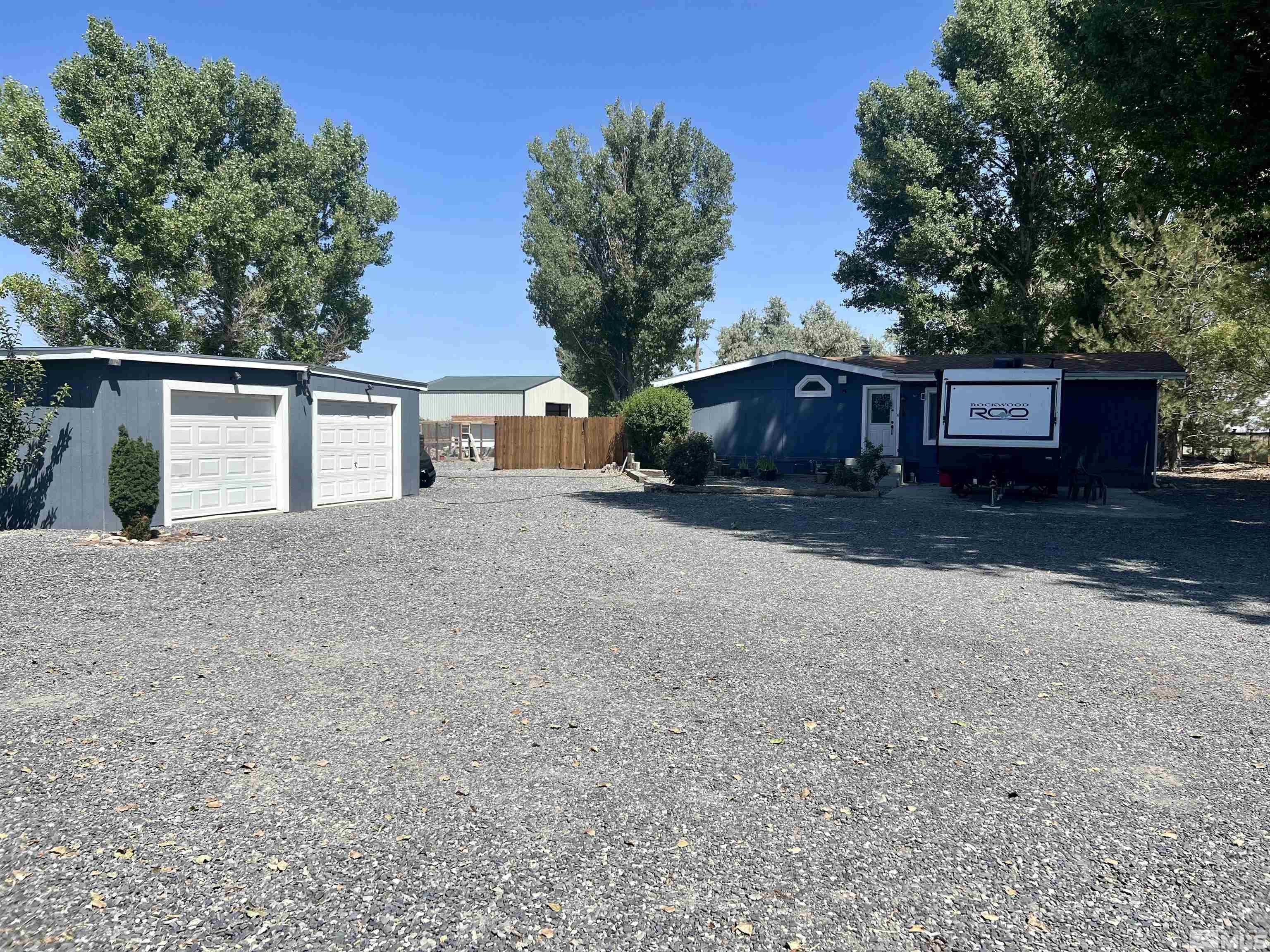 1405 South Meridian Road Lovelock, NV 89419 - Photo 6 of 39 front view of a house with a yard