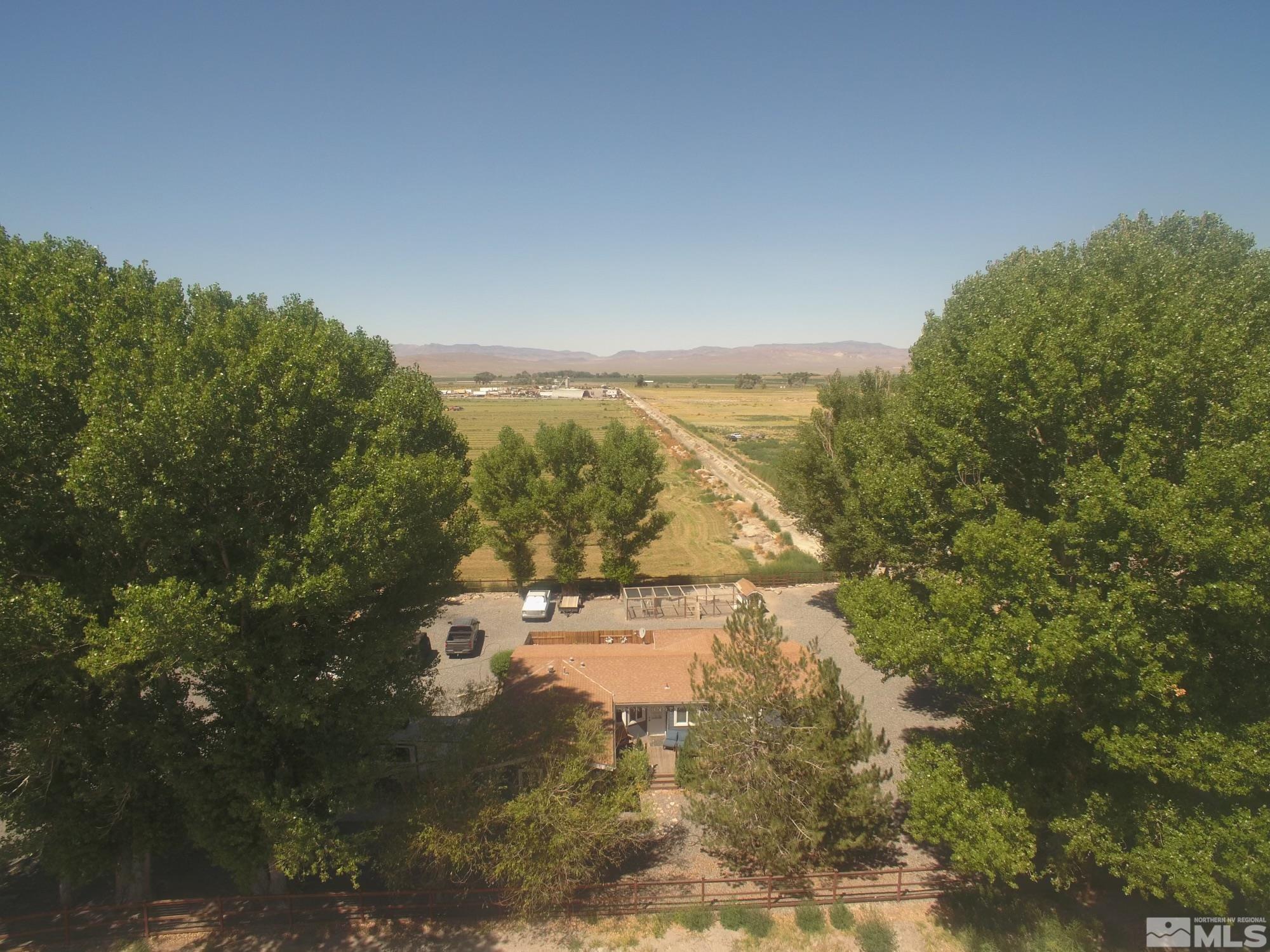 1405 South Meridian Road Lovelock, NV 89419 - Photo 10 of 39 a view of a yard with a mountain