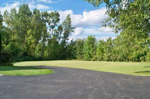 1580 Rulane Drive Lapeer, MI 48446 - Photo 32 of 33 20421175-31.JPG