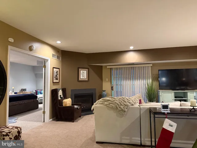 $260,000 | 6071 Main Street, Unit 6071, Voorhees, NJ 08043