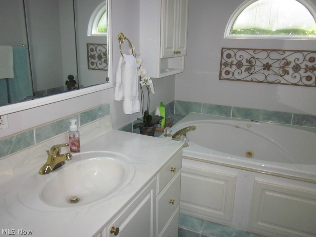 3752 Leewood Road Stow, OH 44224 - Photo 18 of 25 Gallery Image 18