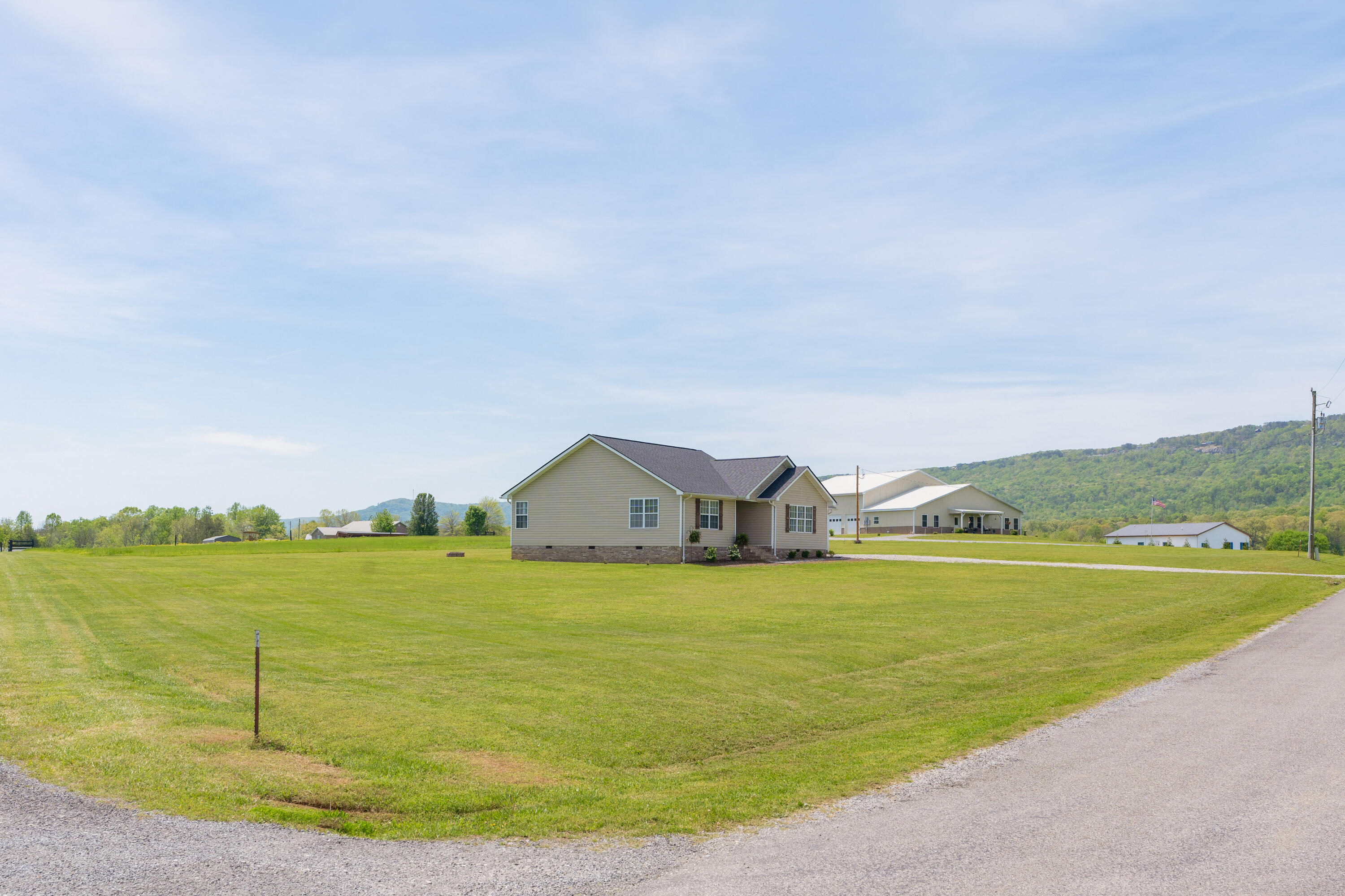 206 Brea Road Dunlap, TN 37327 - Photo 3 of 53 24 - 206 Brea Rd - Exterior