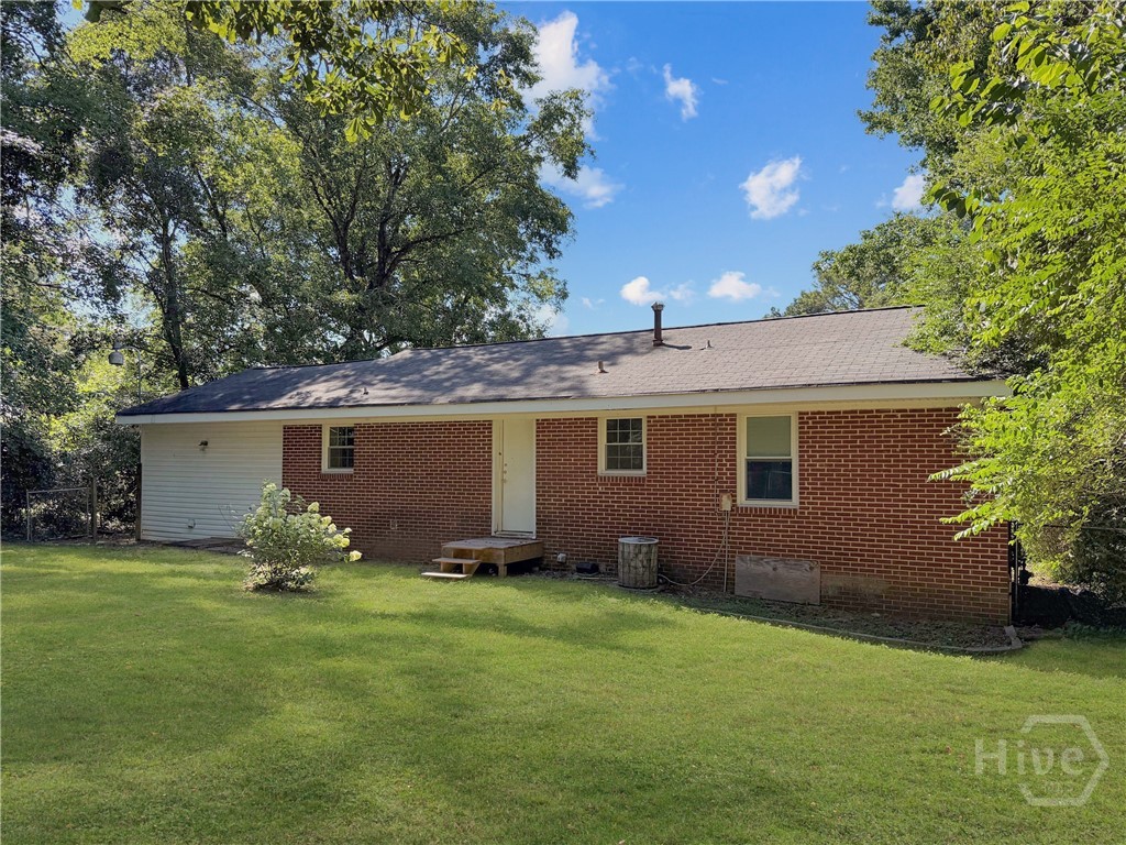 1925 Cherokee Road Winterville, GA 30683 - Photo 4 of 25