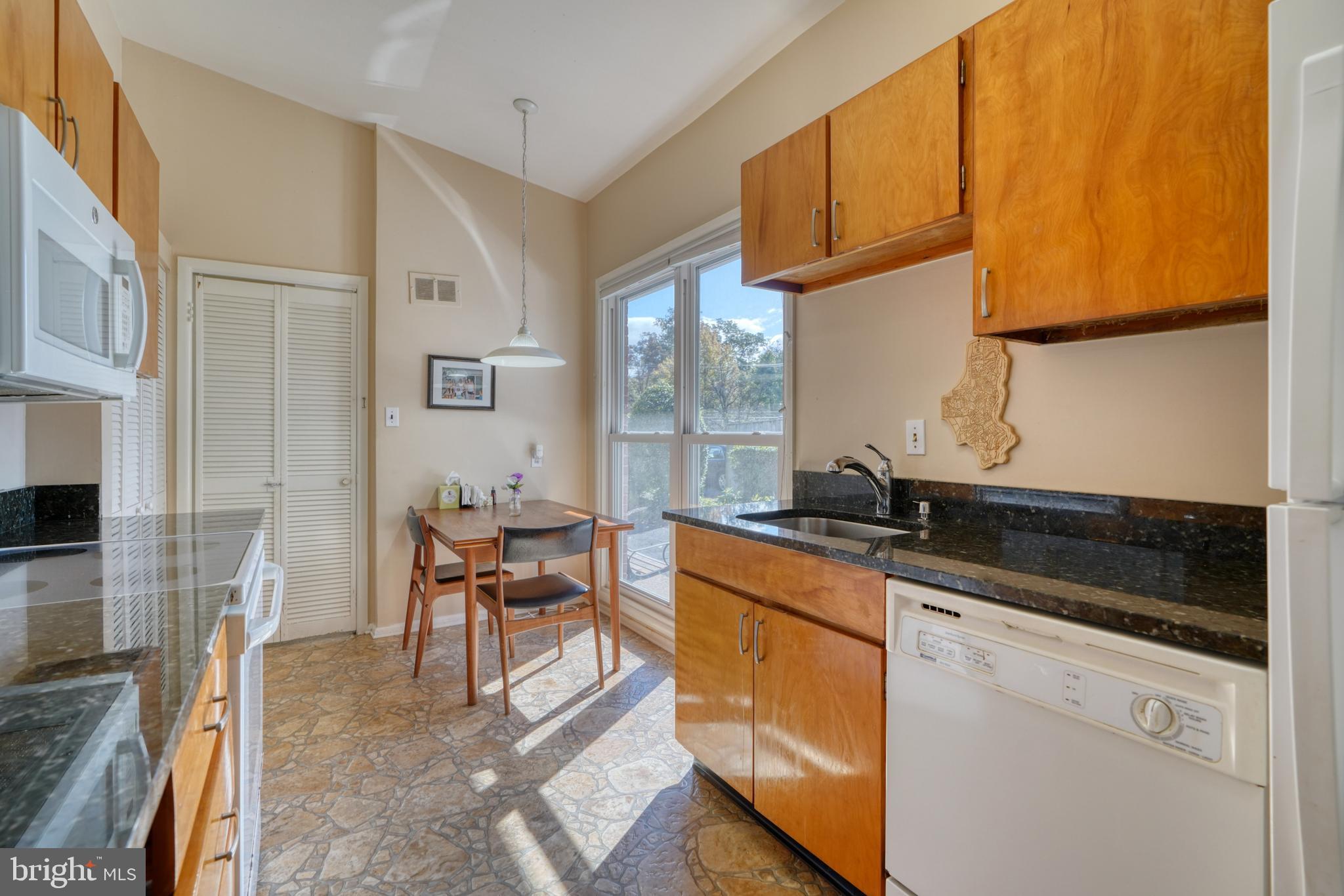 6718 Old Pimlico Road Baltimore, MD 21209 - Photo 20 of 57
