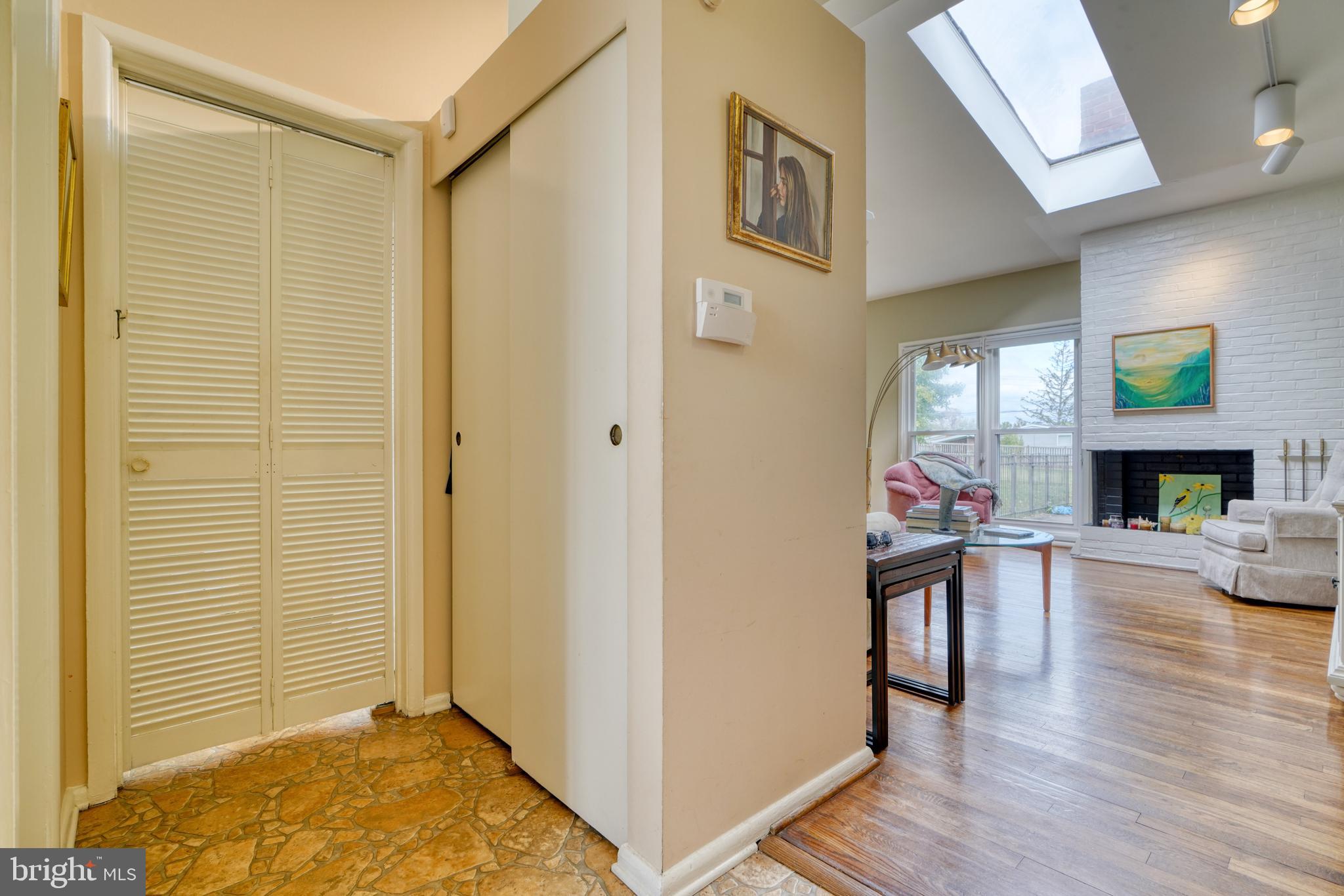 6718 Old Pimlico Road Baltimore, MD 21209 - Photo 5 of 57