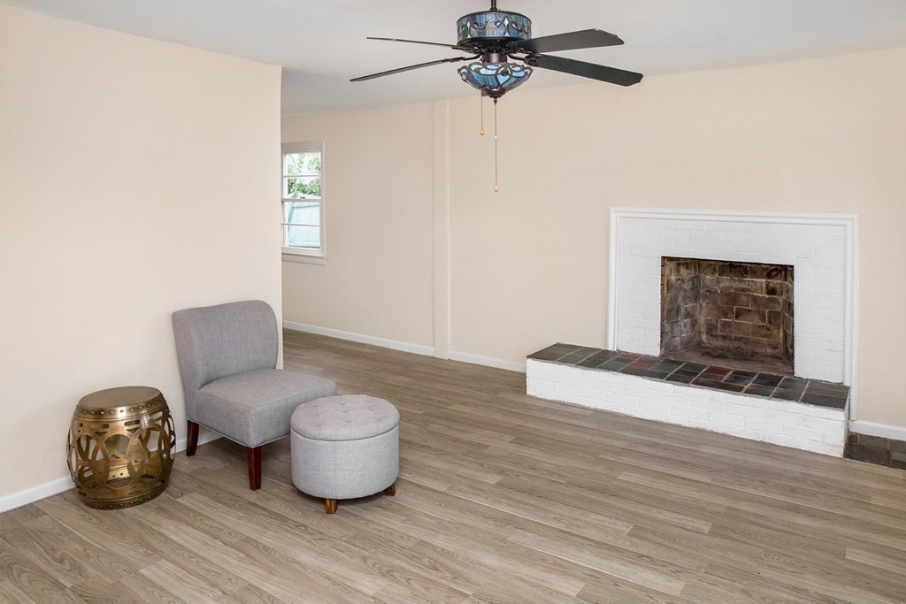 20 Wallace Street Springfield, MA 01119 - Photo 11 of 21 Gallery Image 11