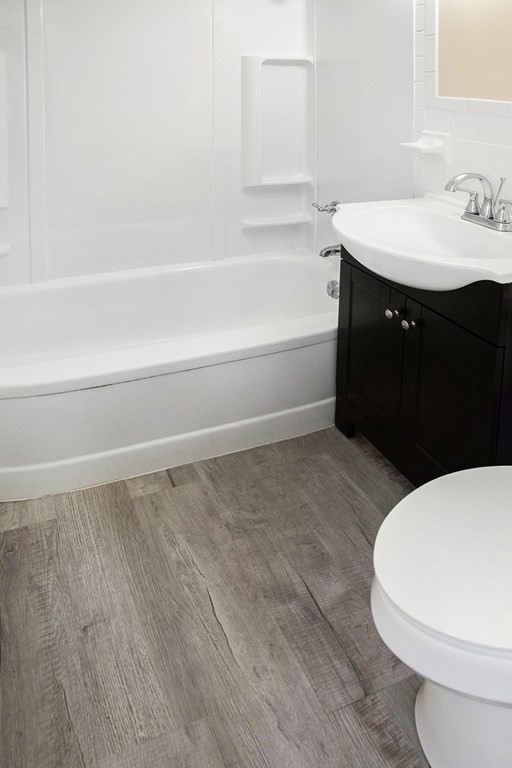 20 Wallace Street Springfield, MA 01119 - Photo 17 of 21 Gallery Image 17