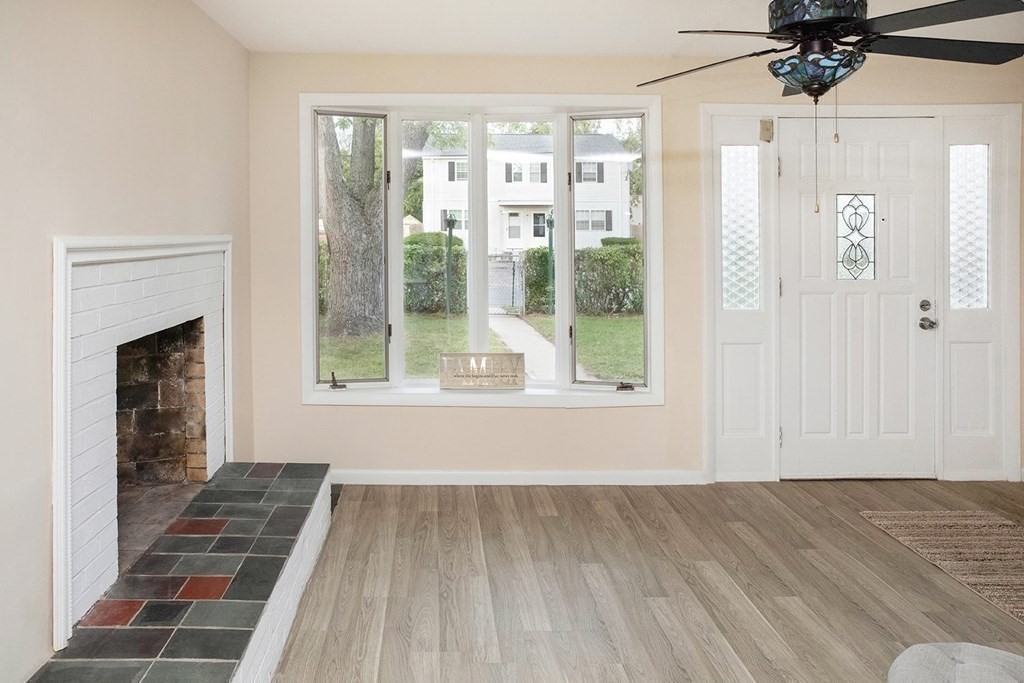 20 Wallace Street Springfield, MA 01119 - Photo 10 of 21 Gallery Image 10