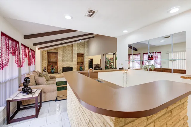 $275,000 | 6006 Ogden Forest Drive, Houston, TX 77088