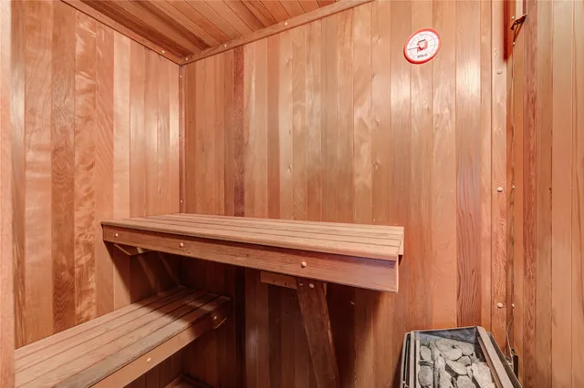 $275,000 | 6006 Ogden Forest Drive, Houston, TX 77088