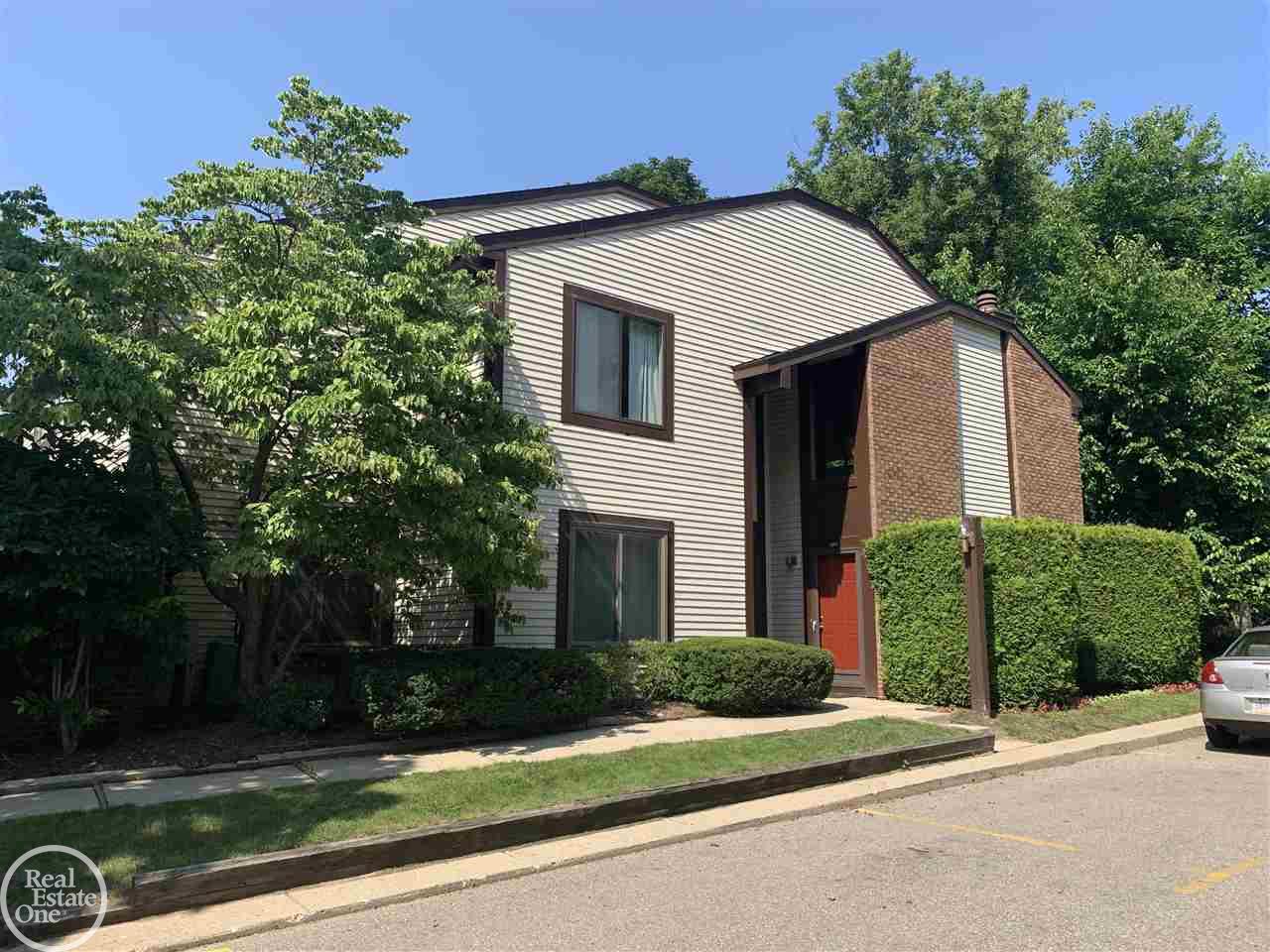 24249 Evergreen Road Southfield, MI 48075 - Photo 1 of 36 50049770.JPG