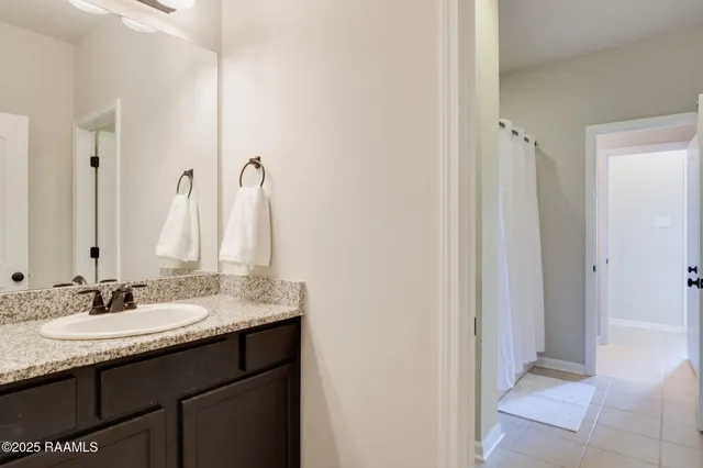 $280,000 | 104 Gray Birch Loop, Youngsville, LA 70592