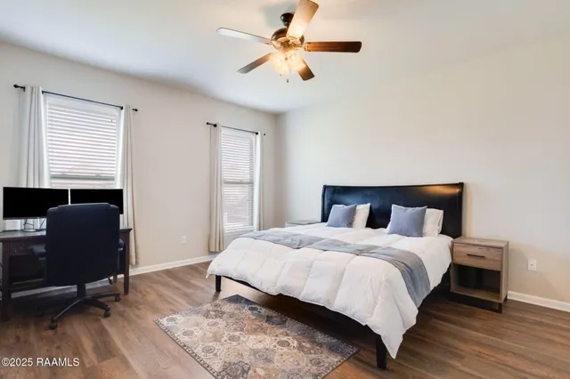 $280,000 | 104 Gray Birch Loop, Youngsville, LA 70592