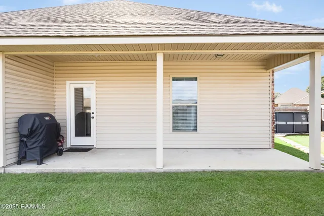 $280,000 | 104 Gray Birch Loop, Youngsville, LA 70592