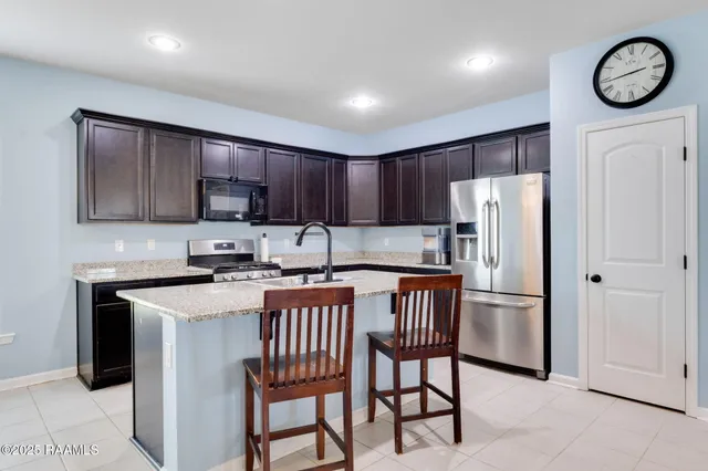 $280,000 | 104 Gray Birch Loop, Youngsville, LA 70592