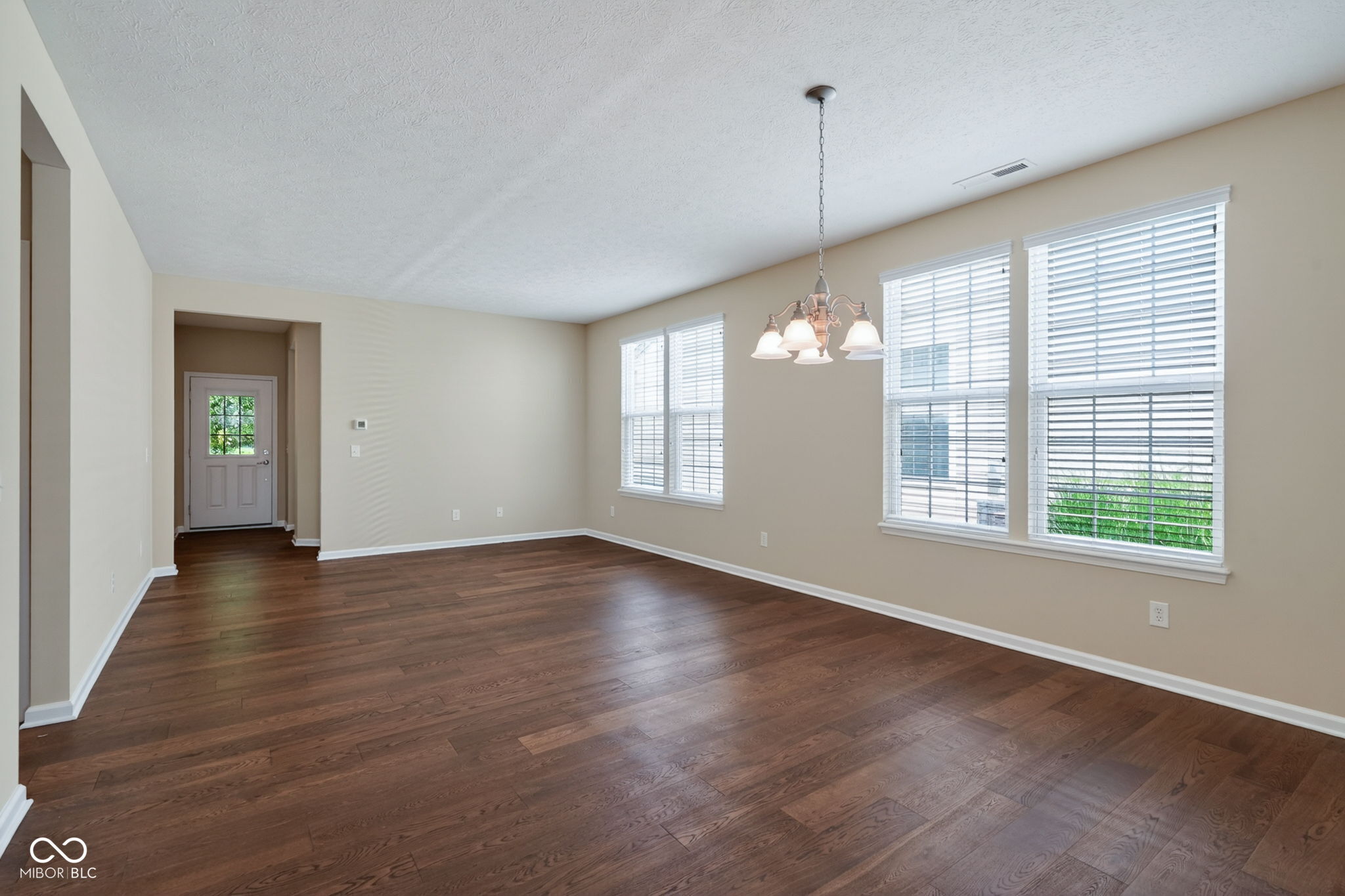 16031 Lambrusco Way Fishers, IN 46037 - Photo 11 of 32