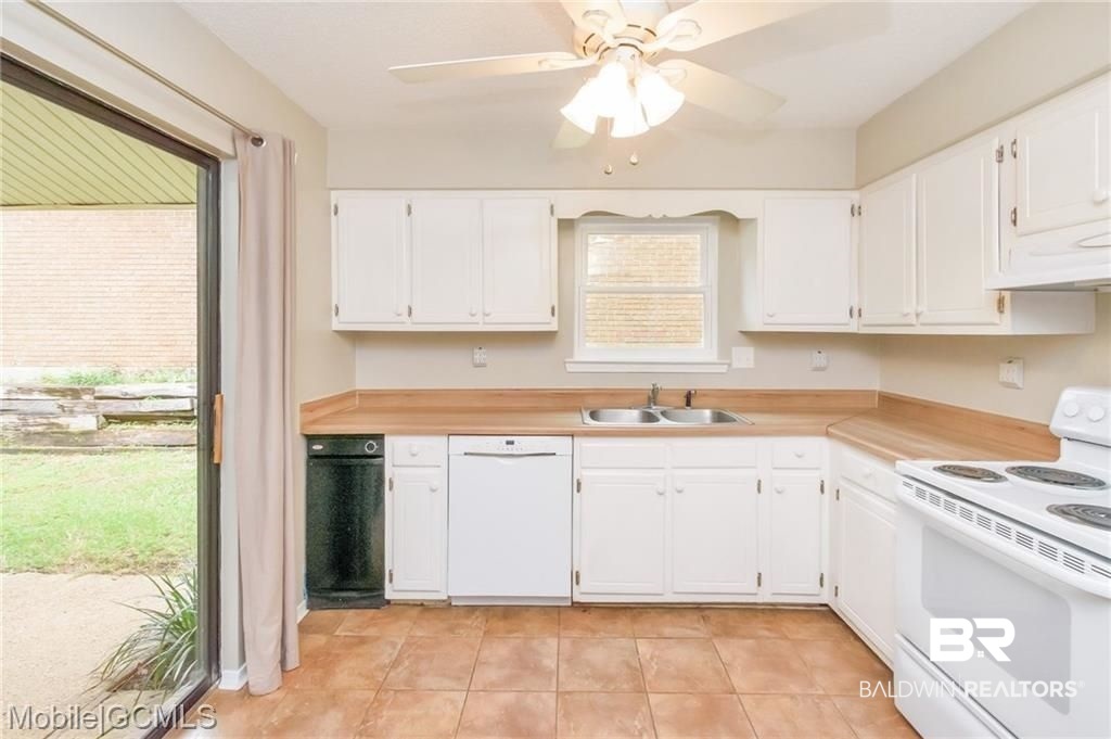 5736 Green Tree Road Mobile, AL 36609 - Photo 8 of 32