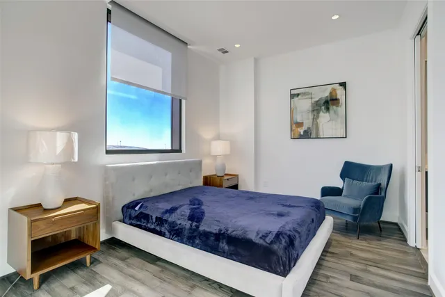 $3,200 | 1211 Caroline Street, Unit 1001, Houston, TX 77002