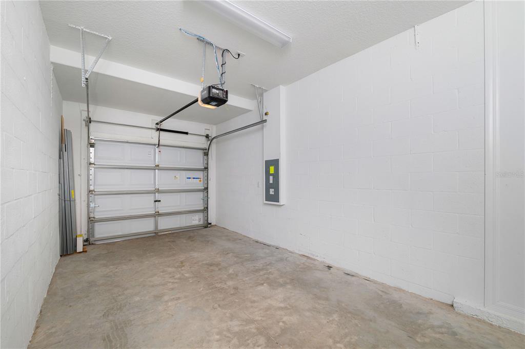 5199 Forum Boulevard Holiday, FL 34690 - Photo 27 of 40