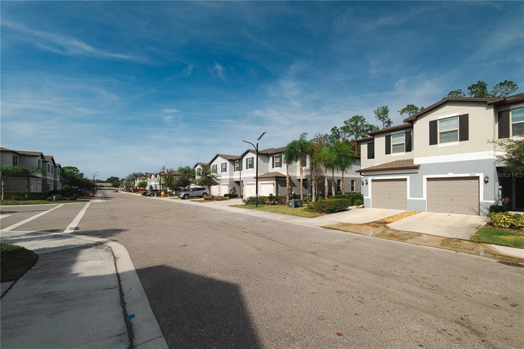 5199 Forum Boulevard Holiday, FL 34690 - Photo 28 of 40