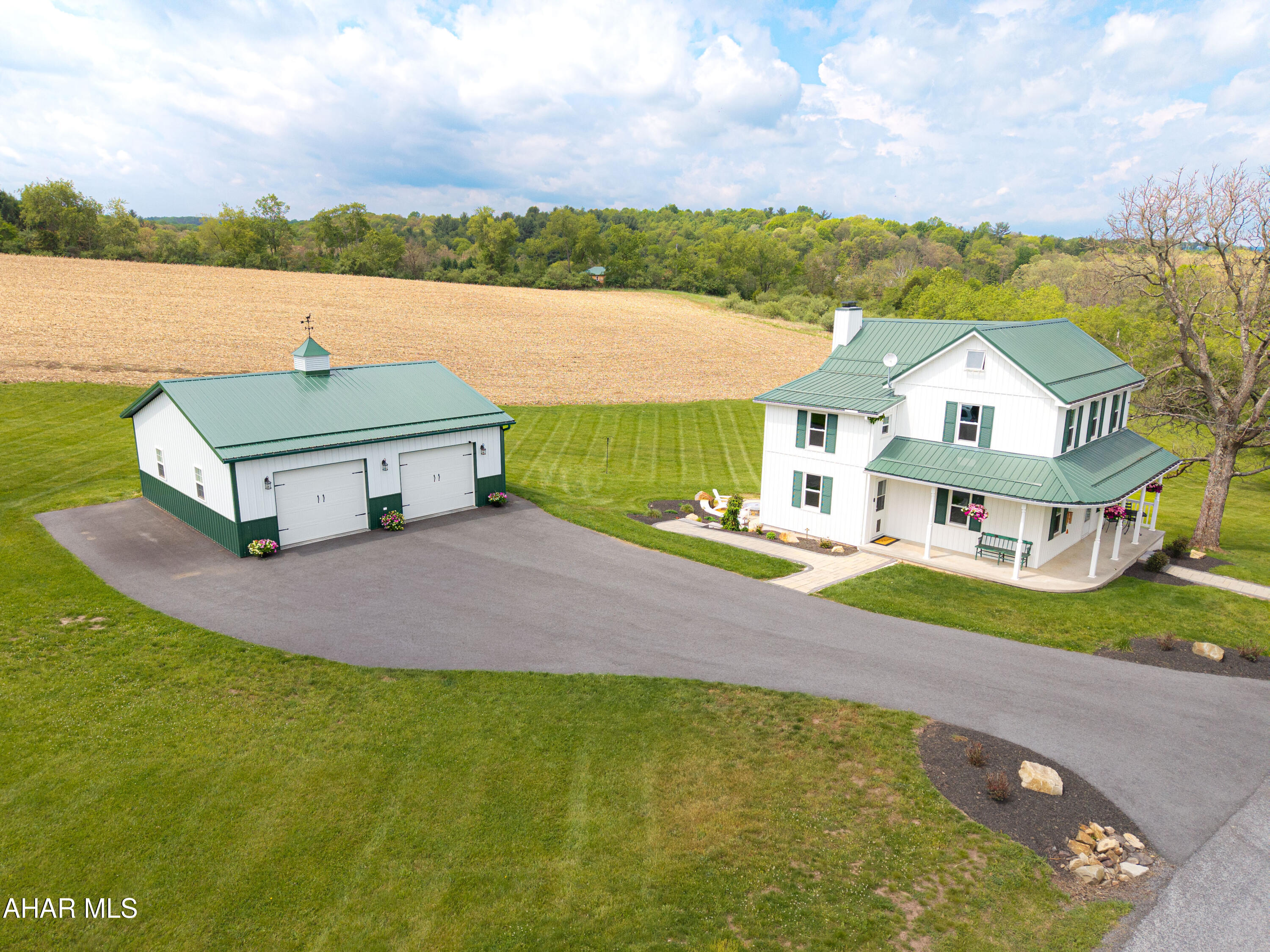 339 Big Run Road Breezewood, PA 15533 - Photo 3 of 58