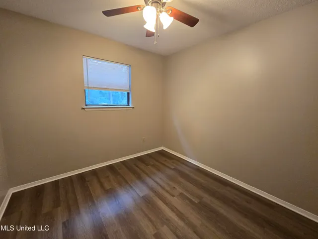 $1,250 | 15251 Parkwood Drive North, Unit B, Gulfport, MS 39503