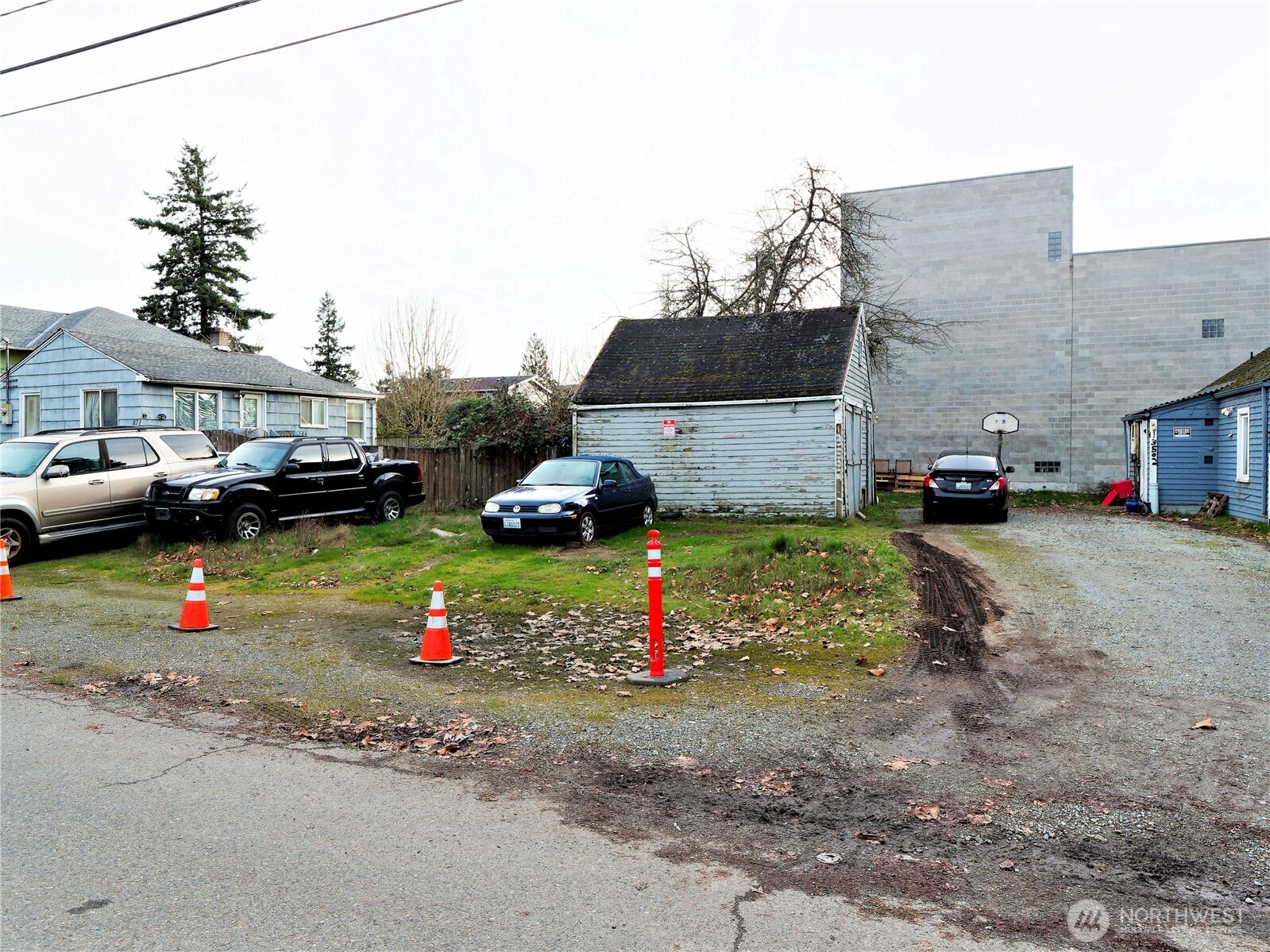 871 Southwest 135th Street Burien, WA 98146 - Photo 13 of 16 a view of street with parked cars