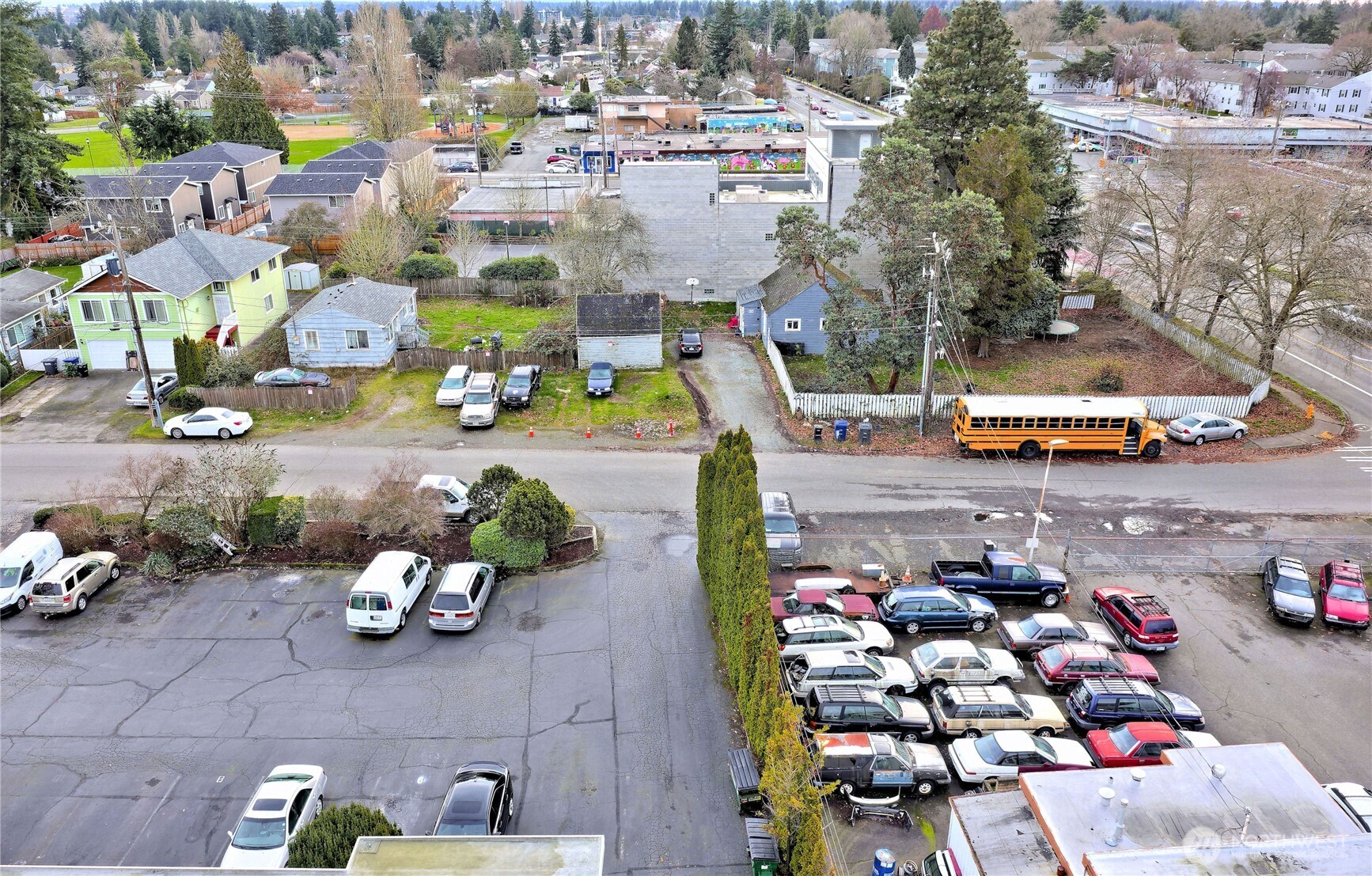871 Southwest 135th Street Burien, WA 98146 - Photo 3 of 16 a view of city