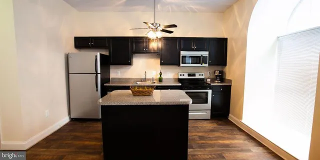 $1,200 | 1123 North Eutaw Street, Unit 1BR, Baltimore, MD 21201