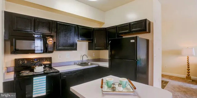 $1,200 | 1123 North Eutaw Street, Unit 1BR, Baltimore, MD 21201