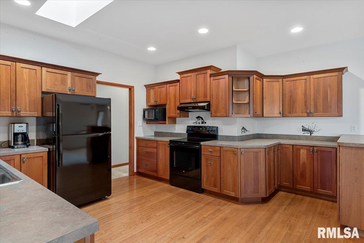 6708 Phlox Drive Springfield, IL 62712 - Photo 14 of 61