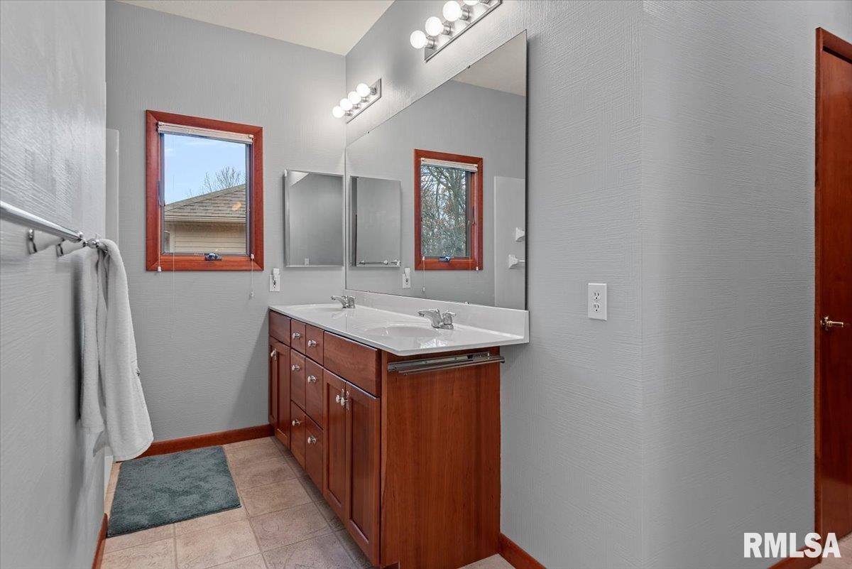 6708 Phlox Drive Springfield, IL 62712 - Photo 24 of 61