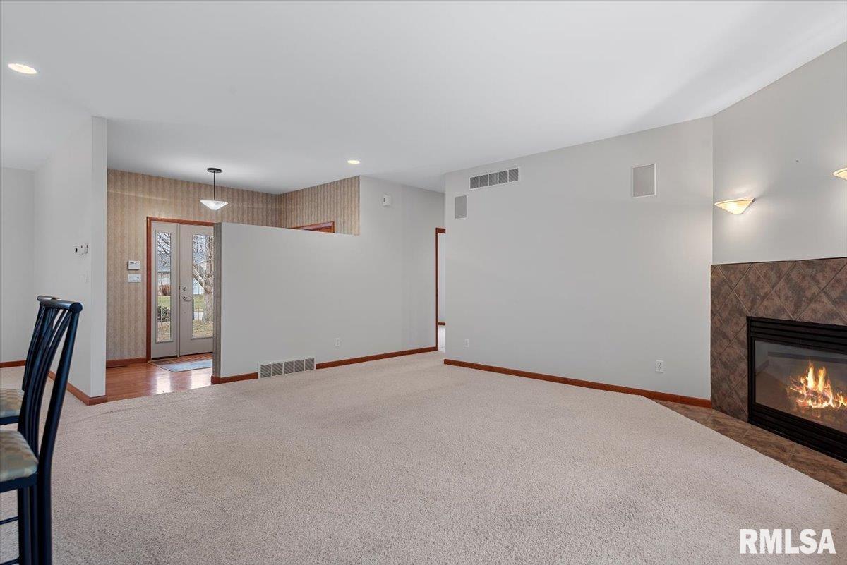 6708 Phlox Drive Springfield, IL 62712 - Photo 10 of 61