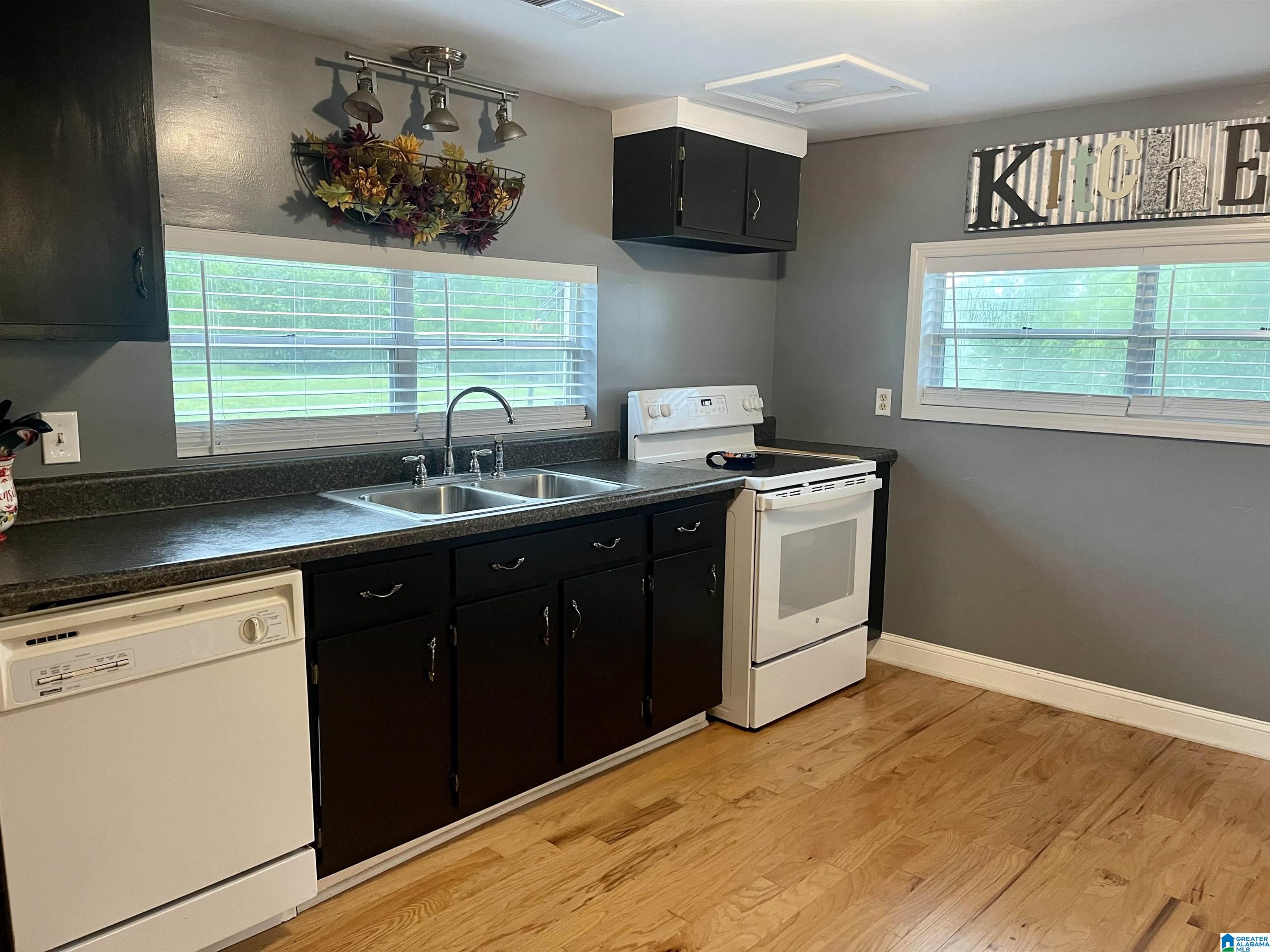 48 17th Street Ragland, AL 35131 - Photo 8 of 24