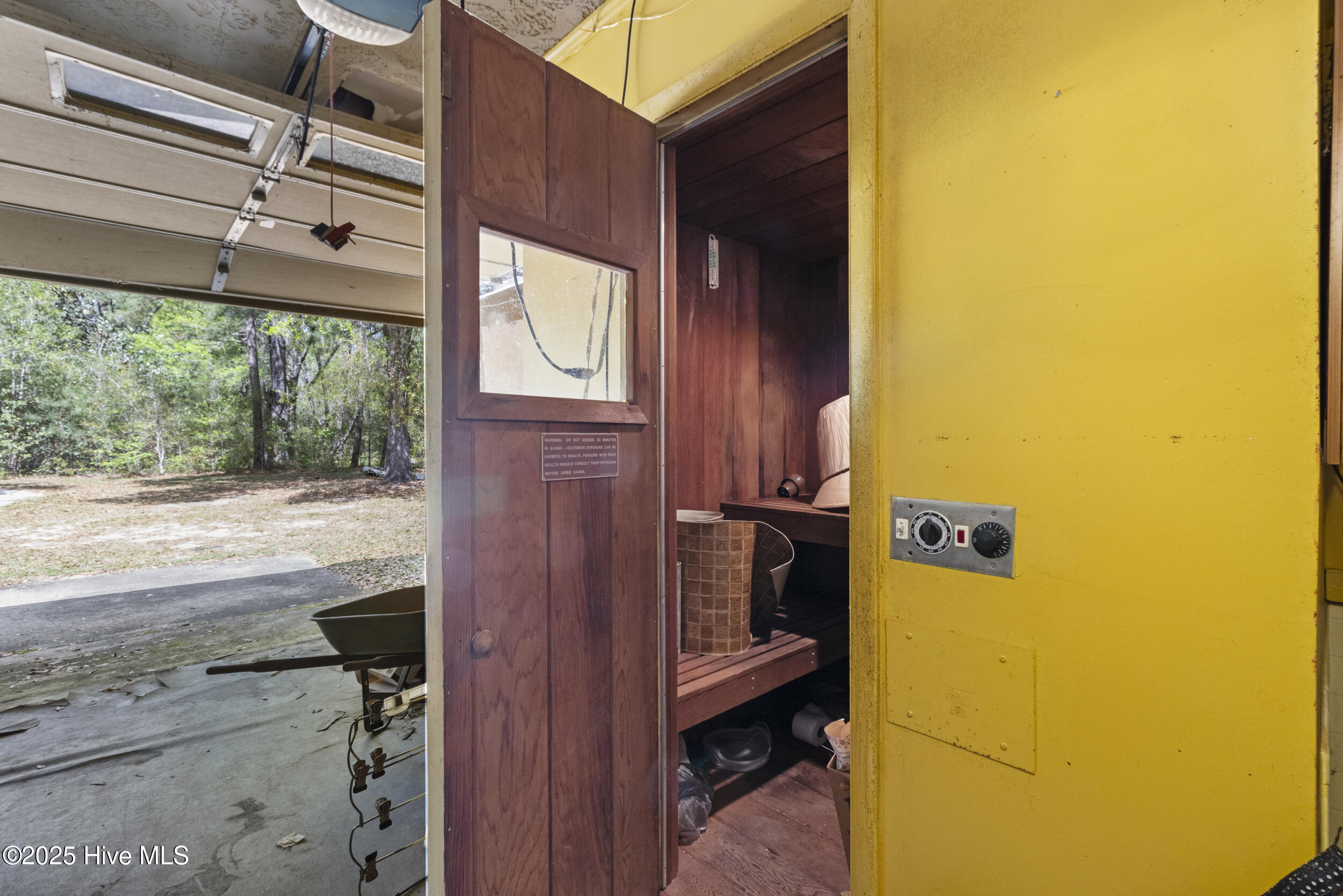 1618 Highway 11 Kelly, NC 28448 - Photo 26 of 36 1618 NC 11 30_sauna