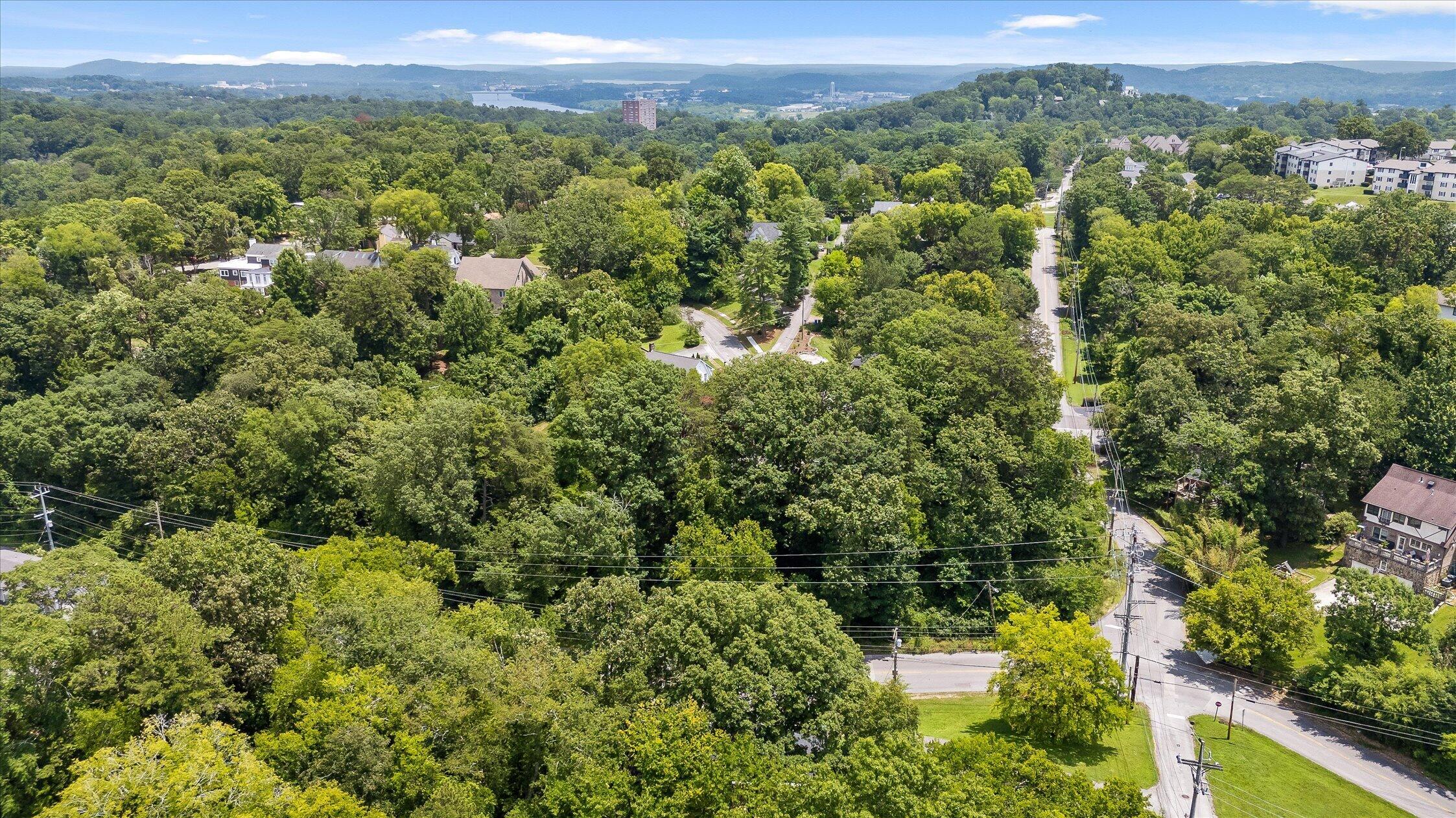 1703 Whiteoak Road Chattanooga, TN 37415 - Photo 49 of 54 23-1703 Whiteoak-50