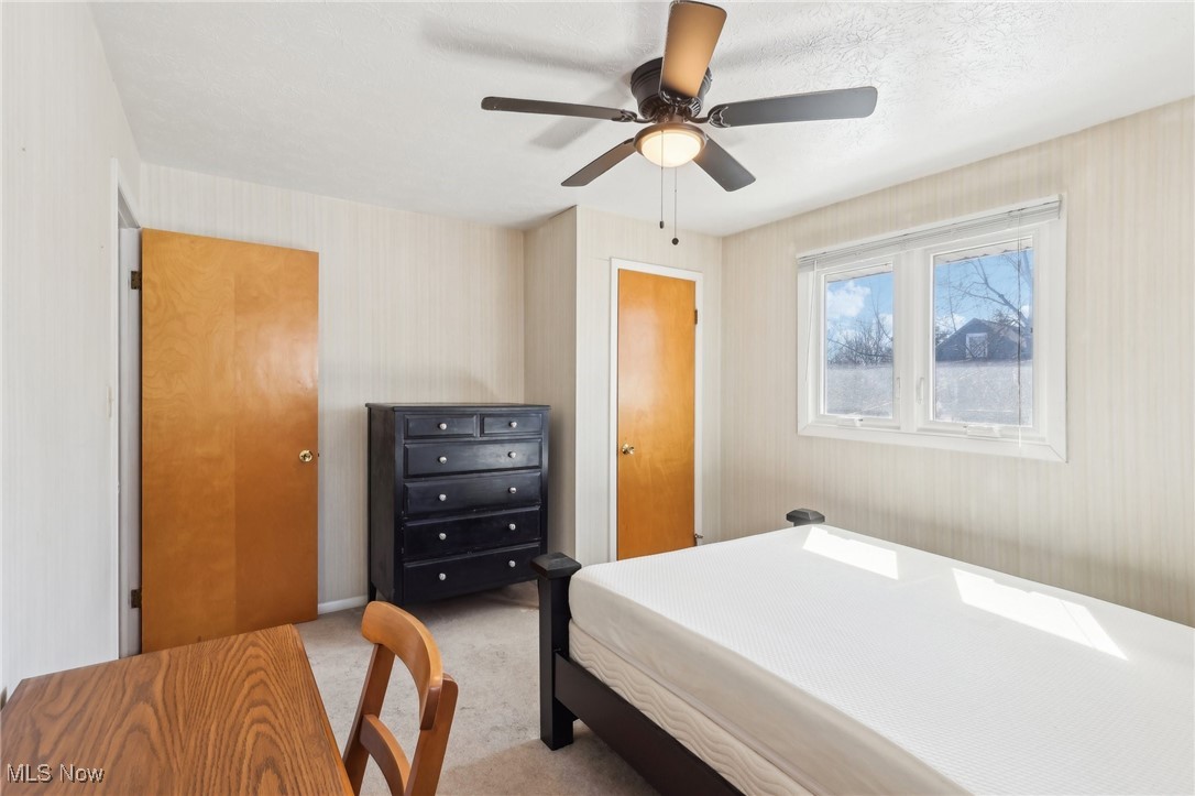 13630 Cedar Road Cleveland, OH 44118 - Photo 14 of 28 Up