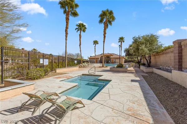 $264,900 | 7701 West Robindale Road, Unit 248, Las Vegas, NV 89113