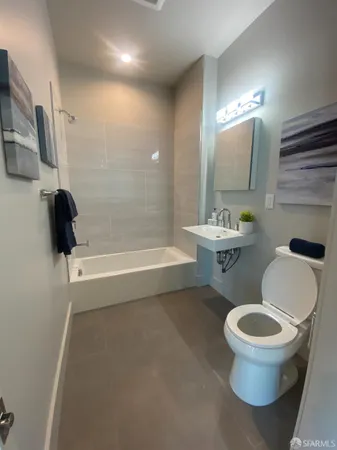 $5,200 | 3945 Judah Street, Unit 504, San Francisco, CA 94122